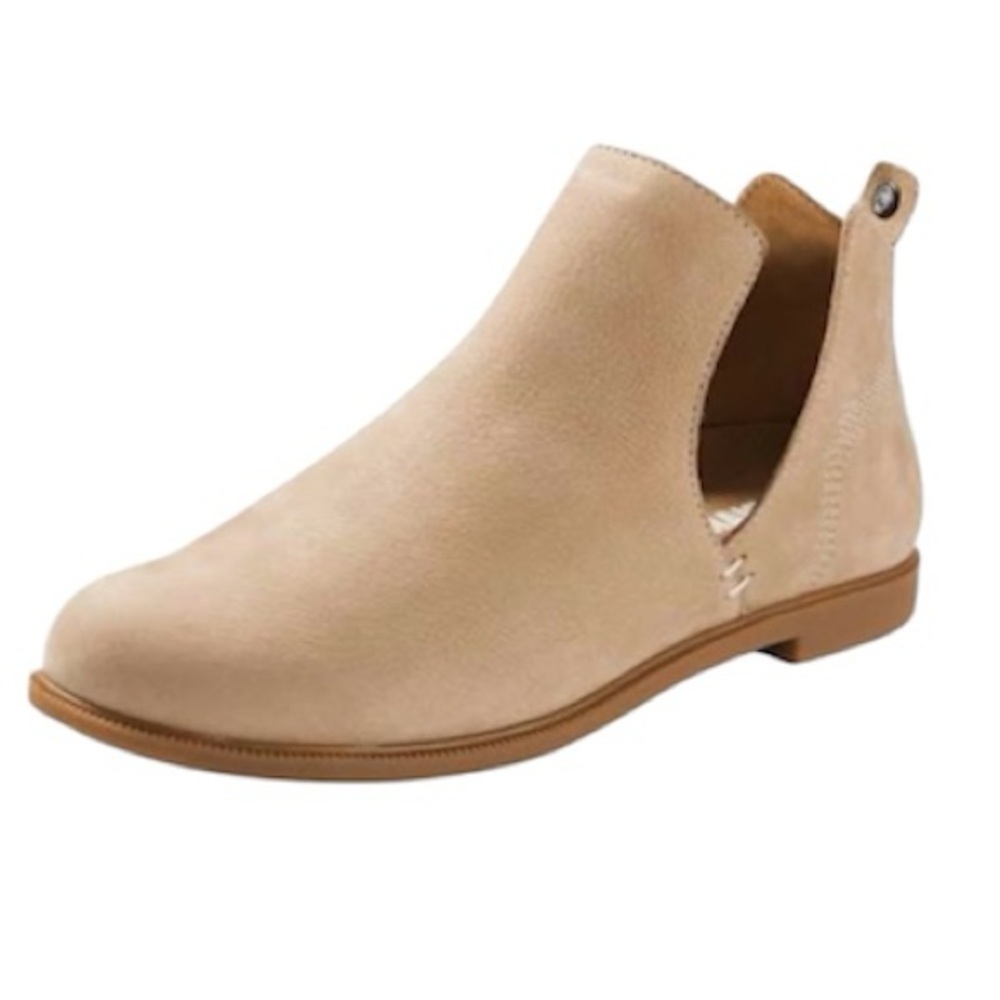 Kodiak low rider V cut tan leather pull on bootie’s women’s size 7